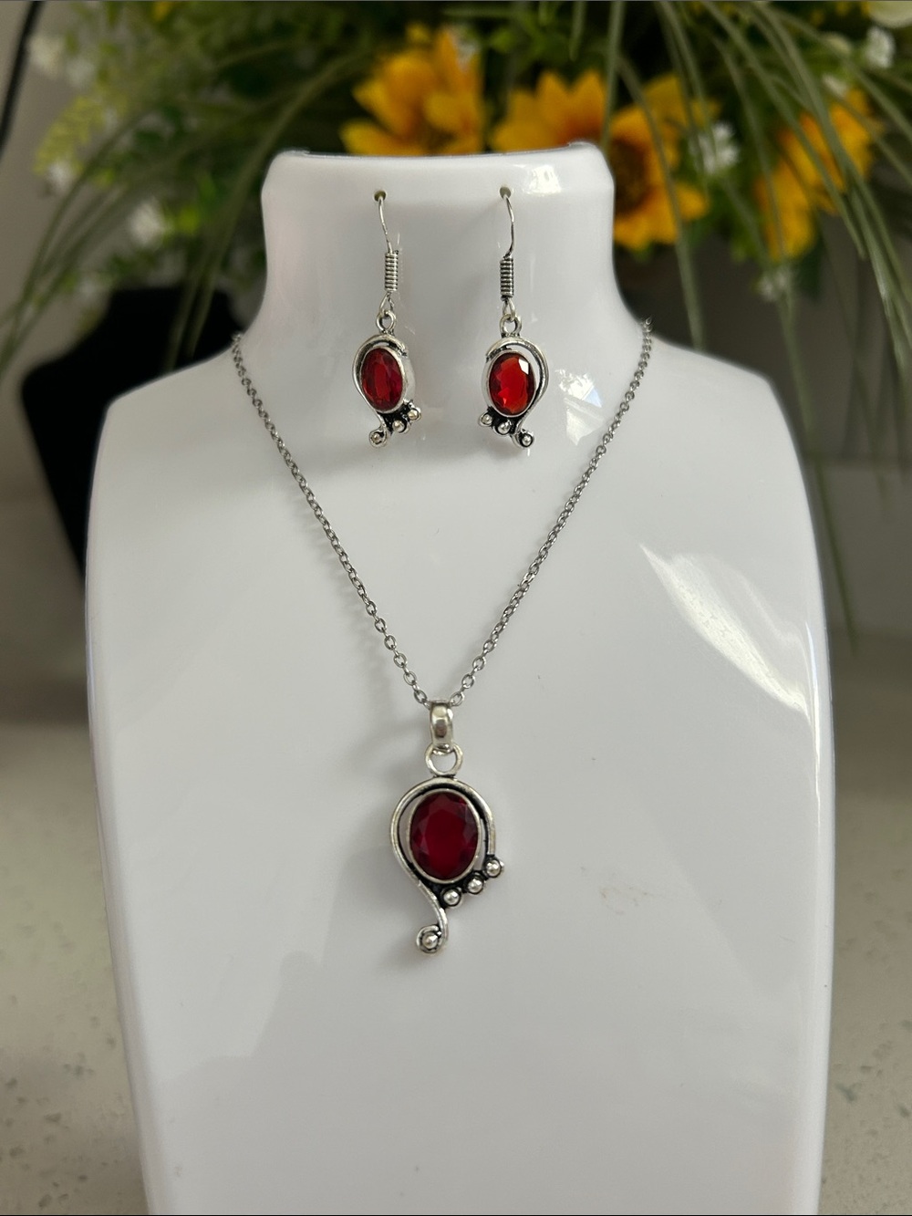 Garnet Gemstone Ethnic Handmade Pendant Necklace & Earring Set